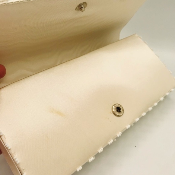 Beautiful White Cream Beaded Clutch with Pearls - Picture 14 of 14